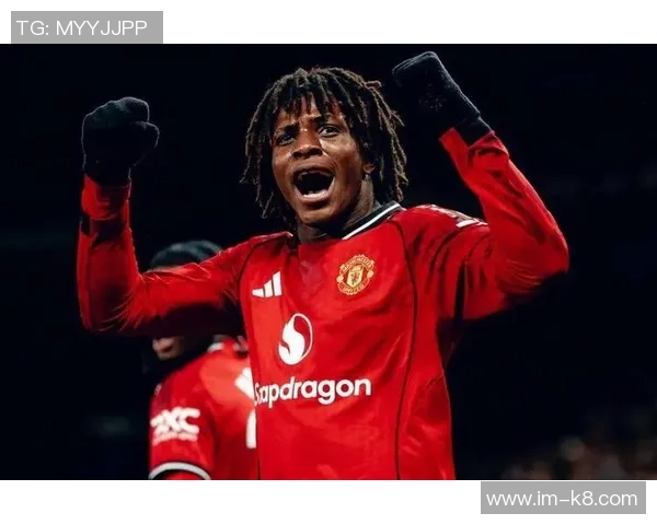 多尔古赞曼联全队拼搏精神称今天表现堪称顶级比赛