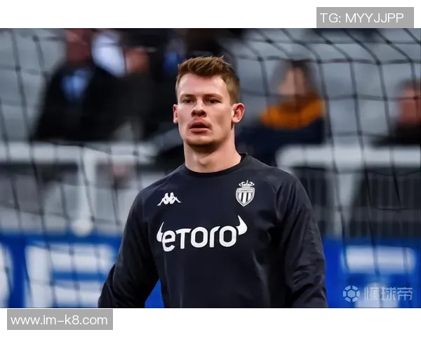 努贝尔拒绝外租选择永久转会诺伊尔续约将影响未来去向